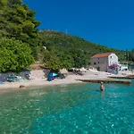 Vanna Villa *