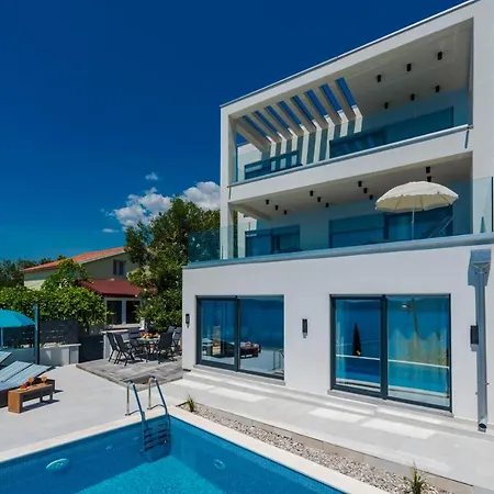 Vanna Villa